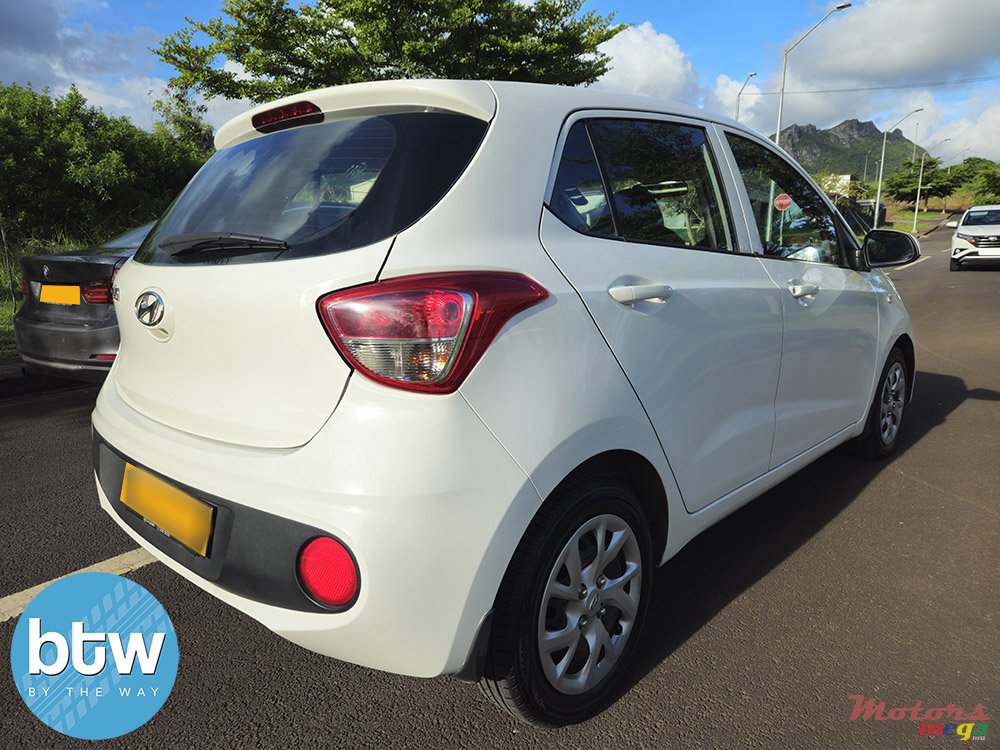 2018' Hyundai Grand i10 photo #4
