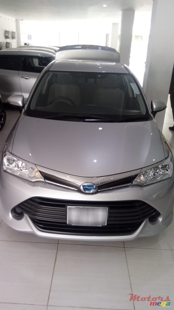 2018' Toyota Axio photo #2