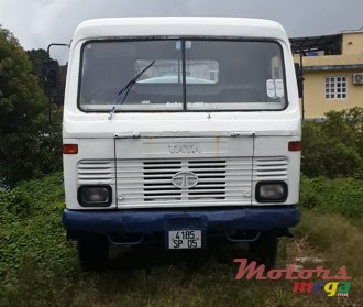 2005' Tata Tanker 10,000 litres photo #1