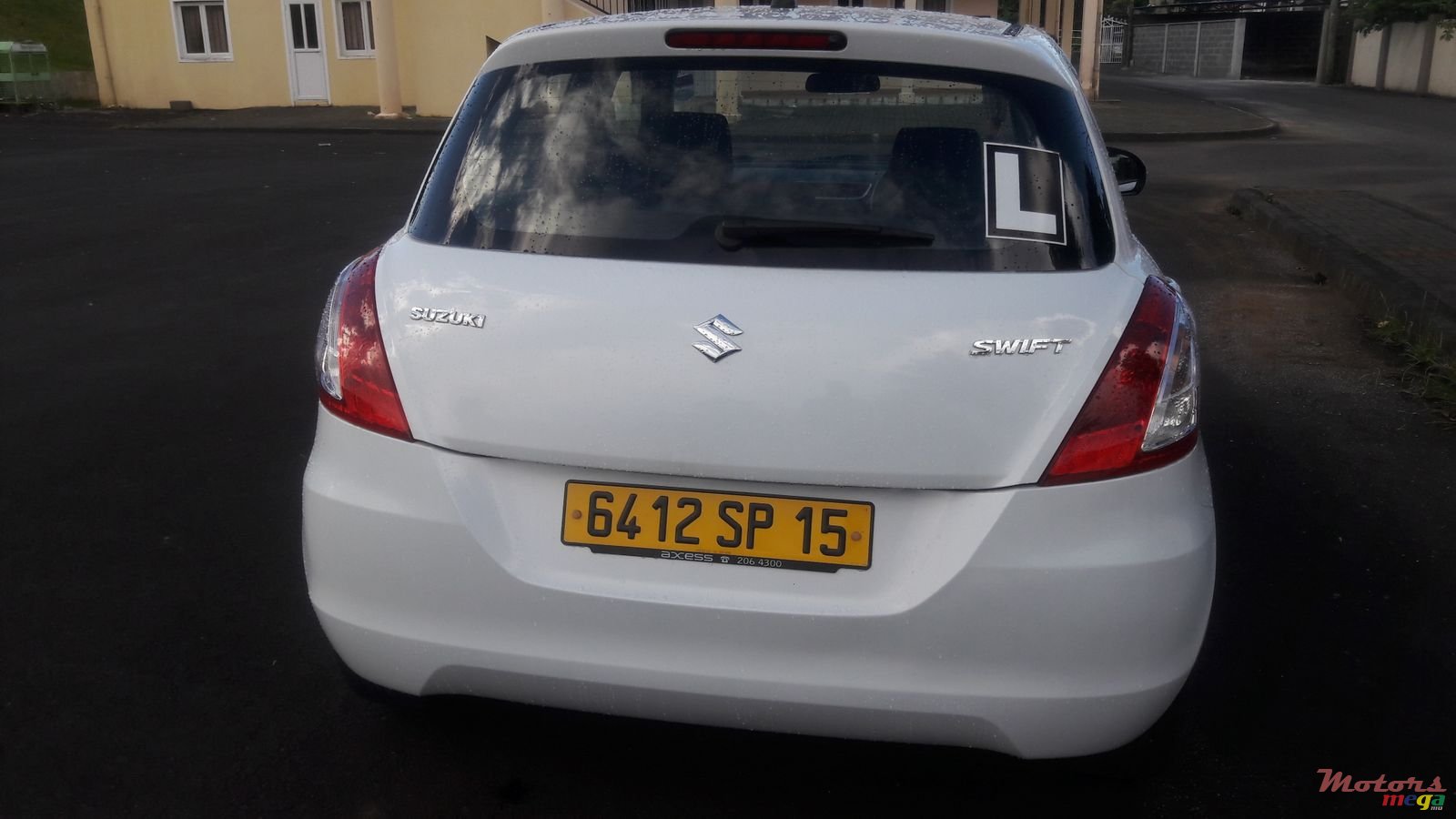 2015' Suzuki Swift Japan photo #3