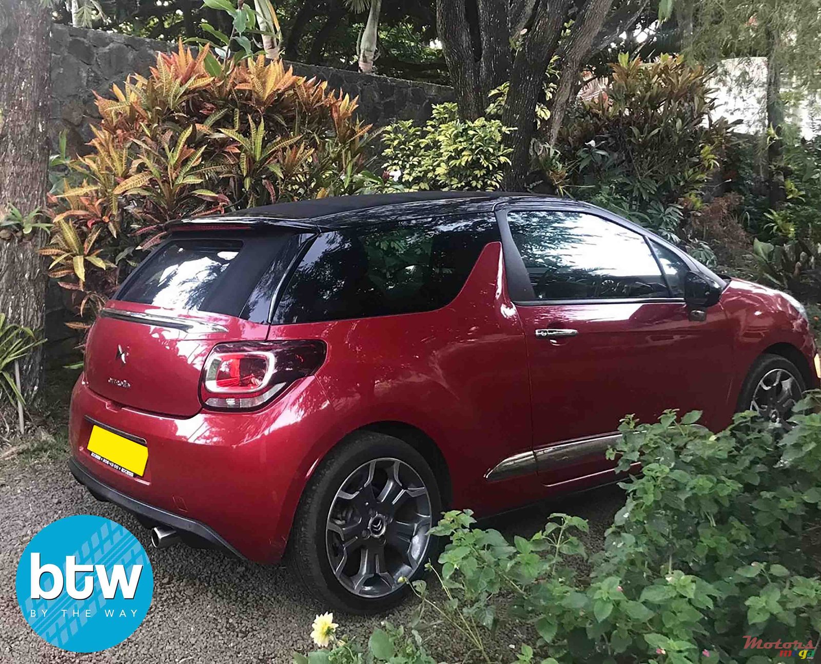 2014' Citroen DS3 photo #3