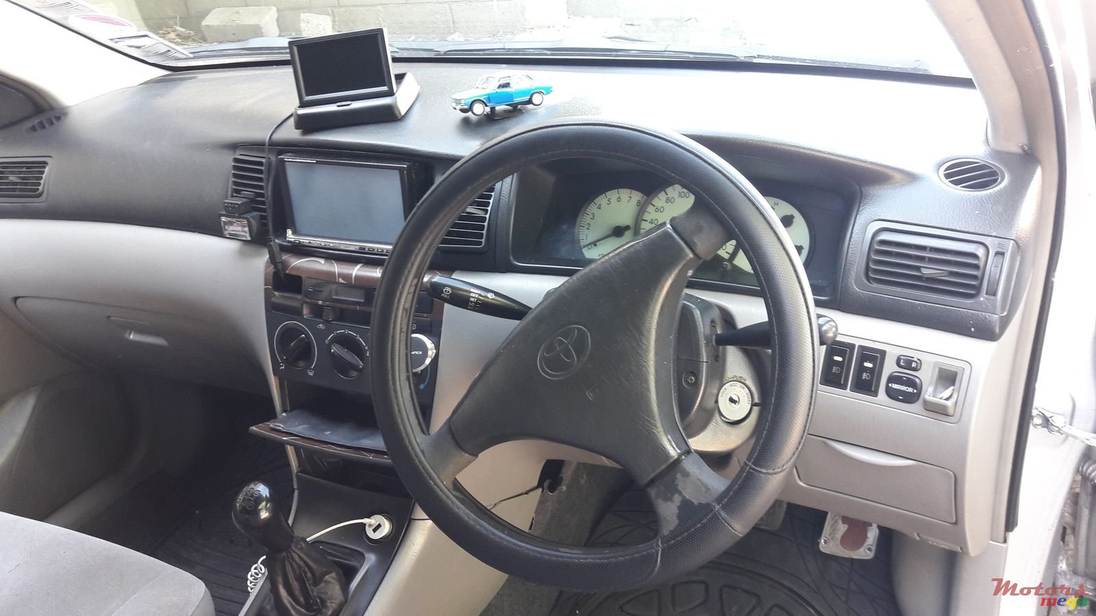 2001' Toyota Corolla photo #5