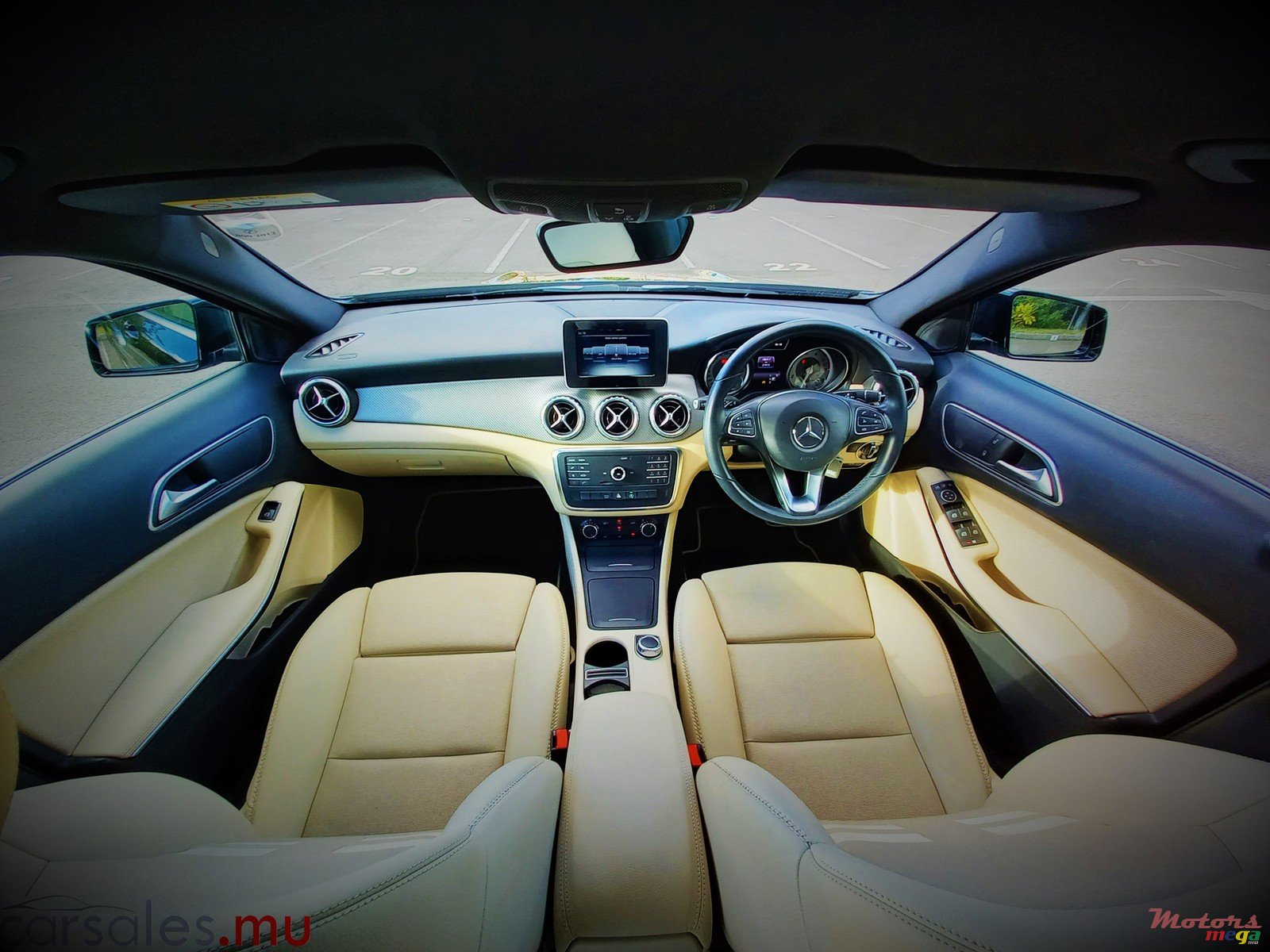 2016' Mercedes-Benz GLA-Class 200 Style photo #6