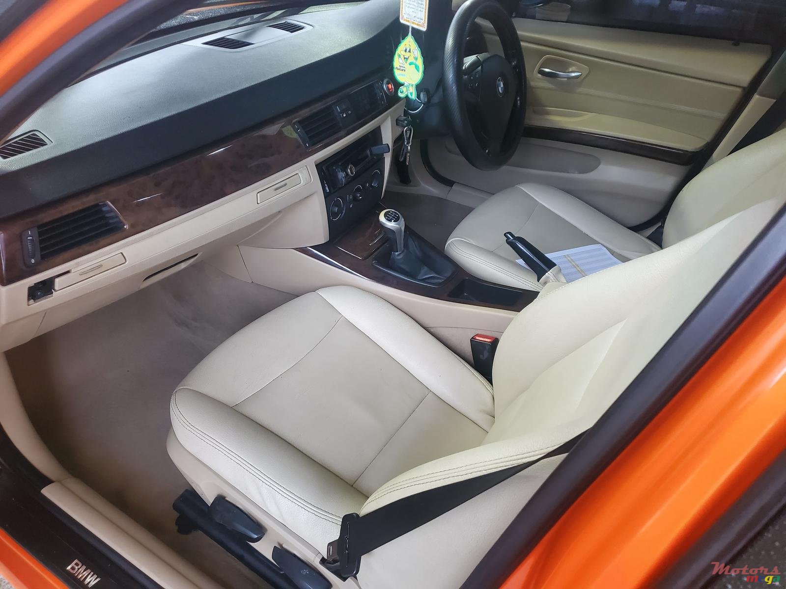 2005' BMW 320 photo #7