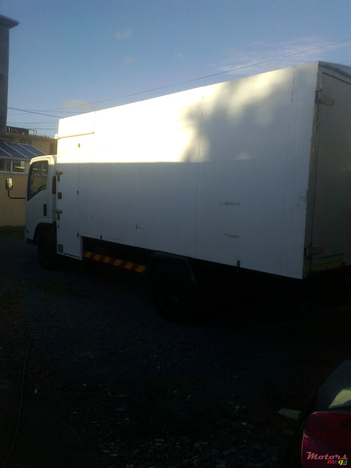 2011' Isuzu VehiCROSS TRUCK ISUZU NPR71K YEAR 2011 photo #2