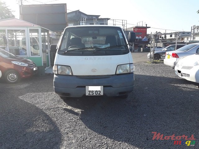 2002' Nissan Vanette cargo photo #1
