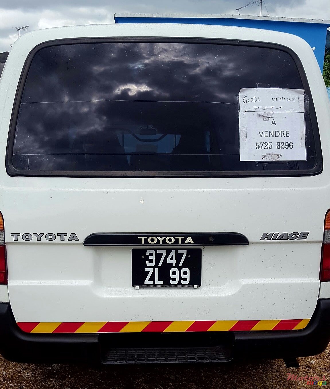 1999' Toyota HiAce GOODS VEHICLE photo #2