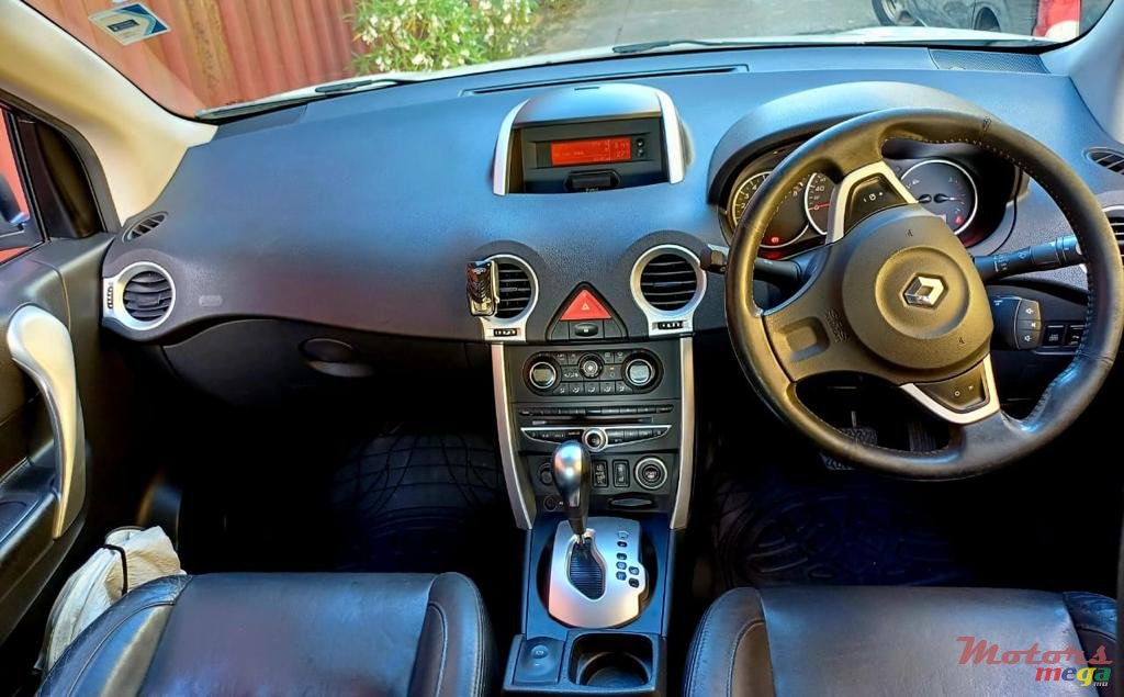2009' Renault Koleos photo #4