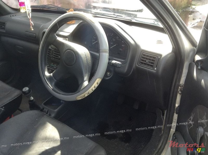 2003' Peugeot 106 photo #3