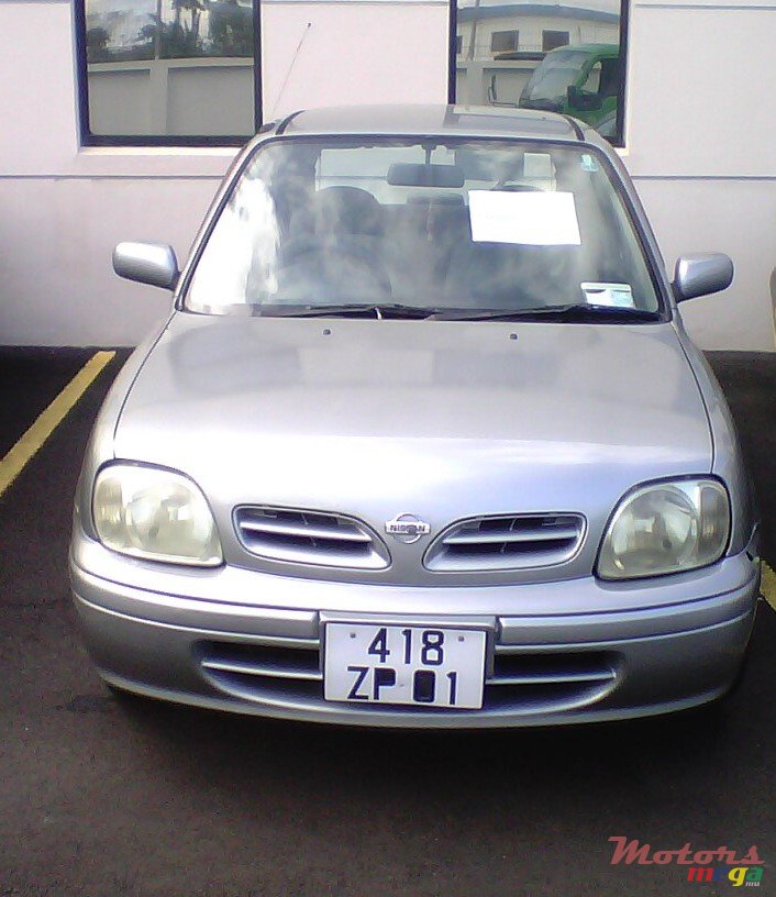 2001' Nissan photo #2