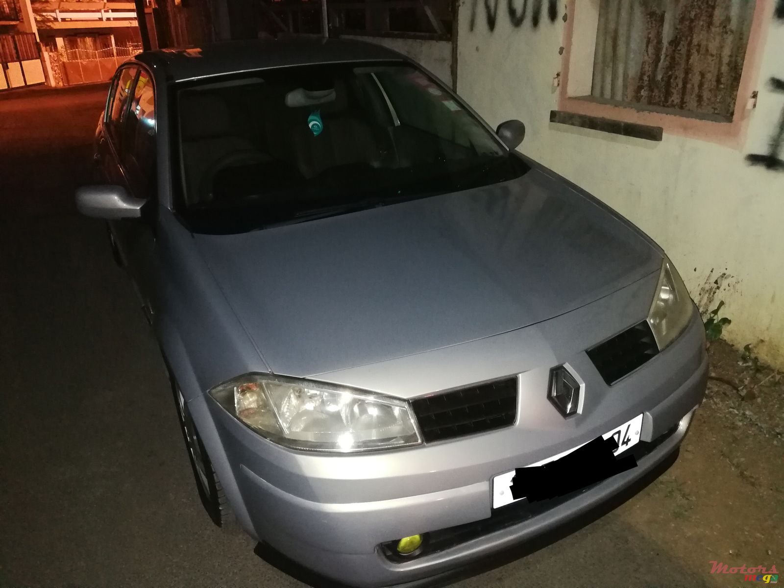 2004' Renault Megane Il Berline photo #1