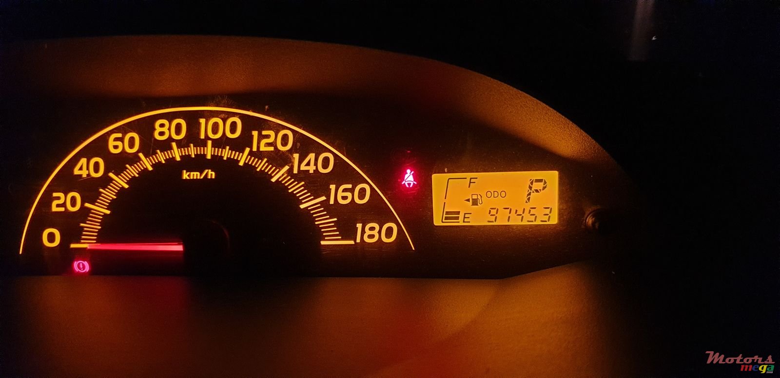 2009' Toyota Vitz photo #5