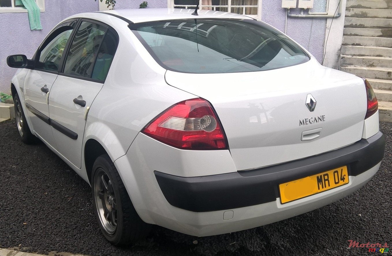 2004' Renault megane 2 photo #1
