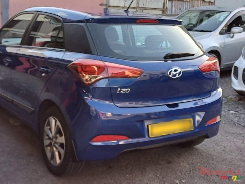 2016' Hyundai i20 photo #3