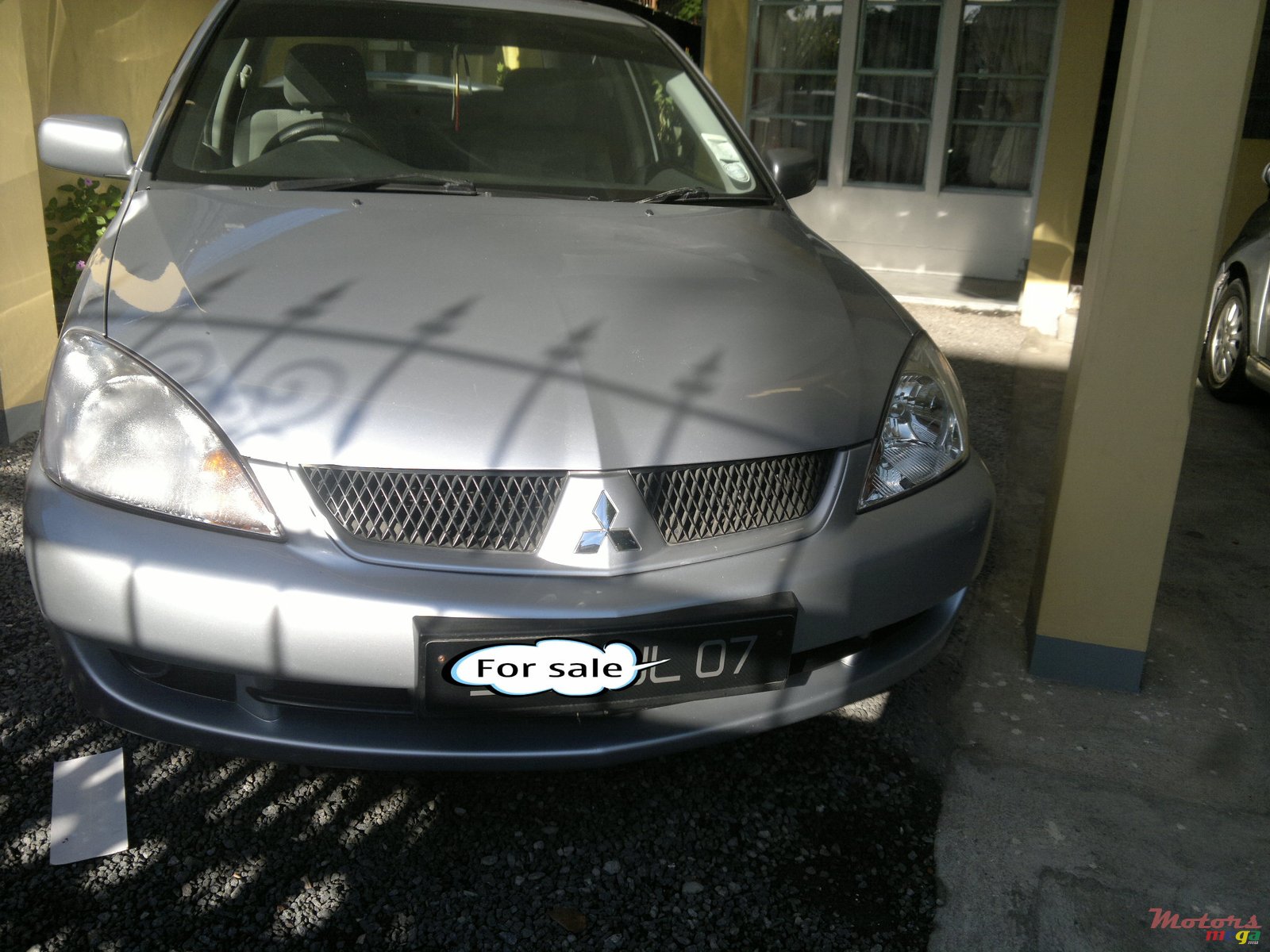 2007' Mitsubishi Lancer GLX photo #1