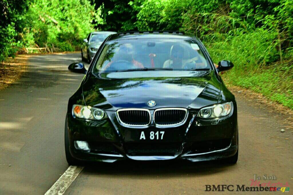 2008' BMW 3 Series Coupe photo #1