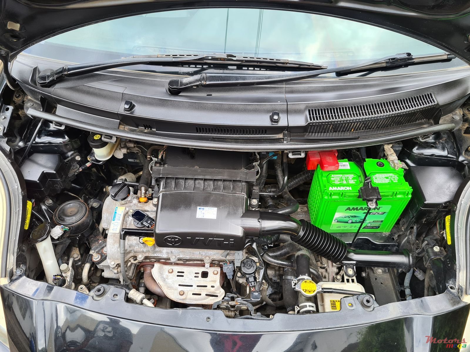 2009' Toyota Vitz 1300cc Automatic photo #5