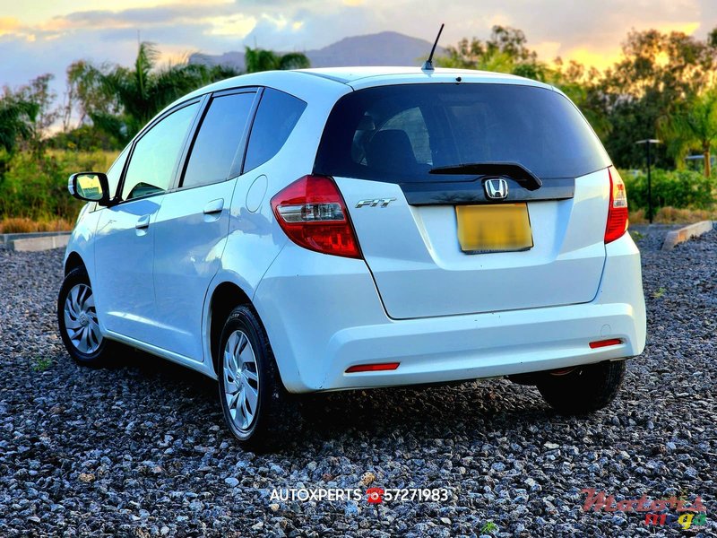 2012' Honda Fit photo #4