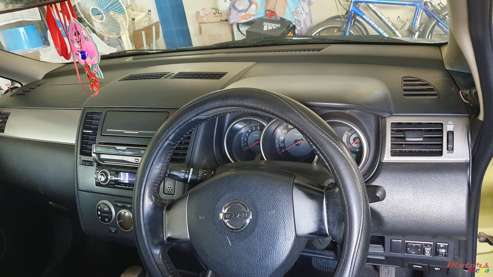 2006' Nissan Tiida Japan Origin photo #3