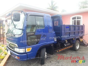 2001' Hino Ranger photo #2