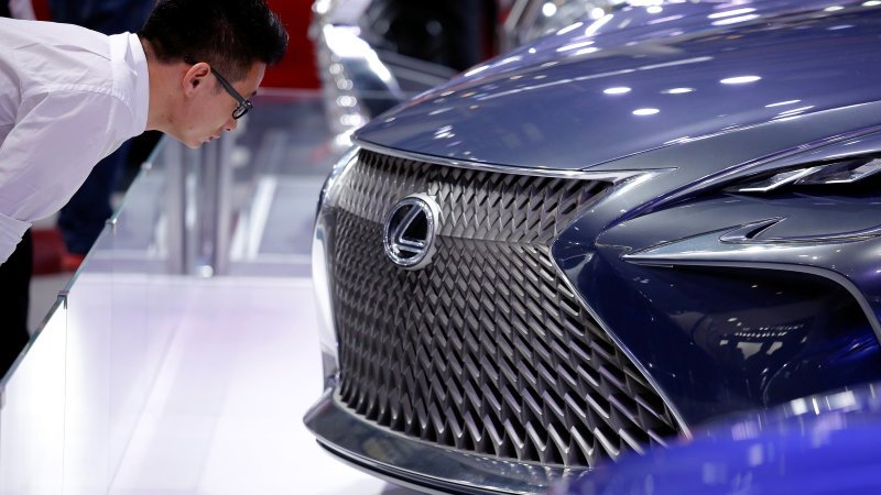 Toyota might seize an opening, build Lexus cars in China