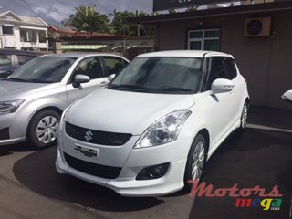 2012' Suzuki Swift KIT RS photo #1