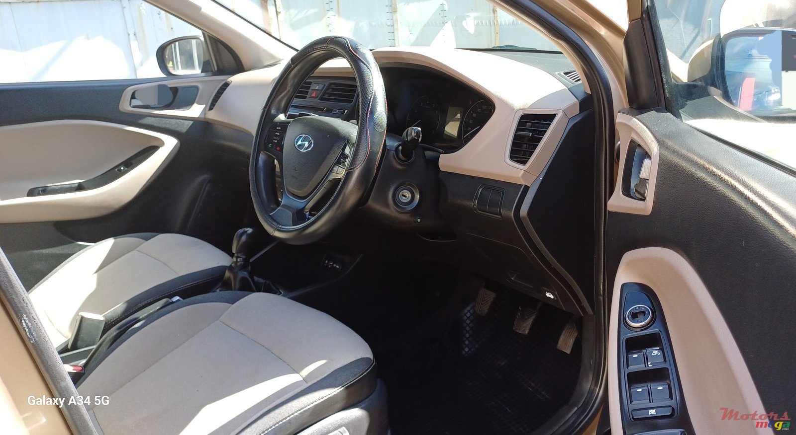 2016' Hyundai i20 photo #5