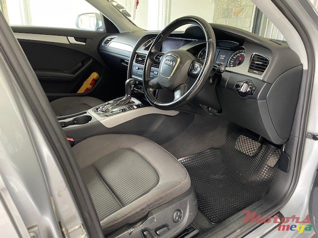 2012' Audi A4 photo #5