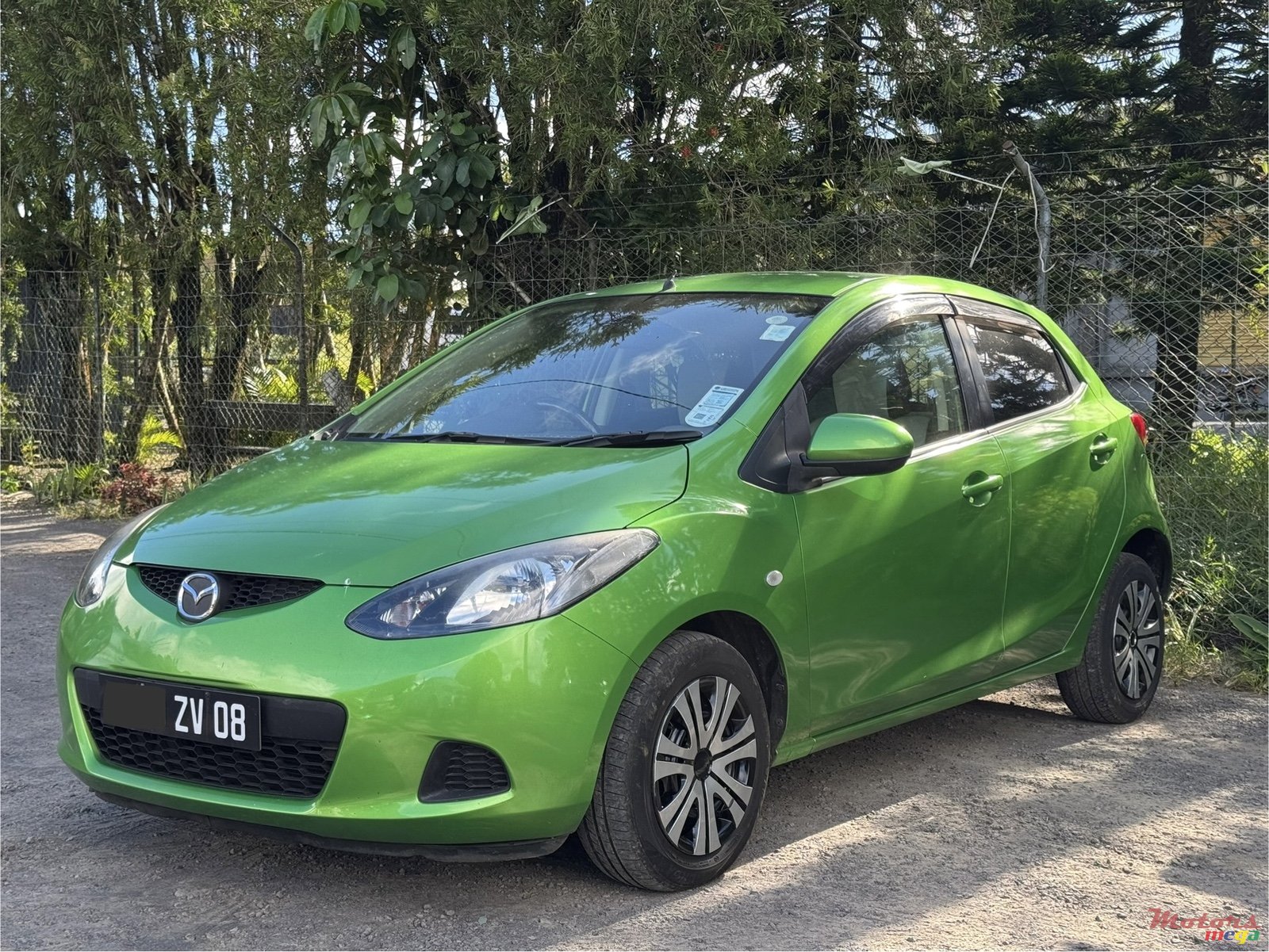 2008' Mazda Demio photo #3