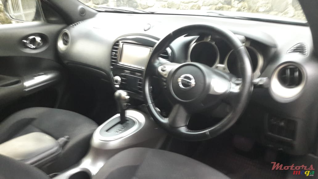 2011' Nissan Juke photo #5