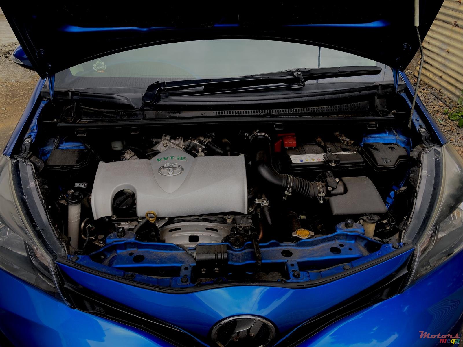 2014' Toyota Vitz 1329cc VVTi-e Smart Stop photo #6