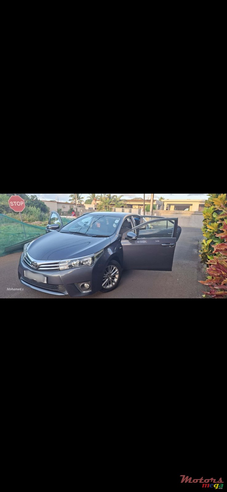 2017' Toyota Corolla Altis photo #2