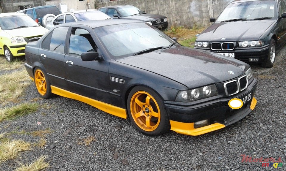 1995' BMW 318 photo #1