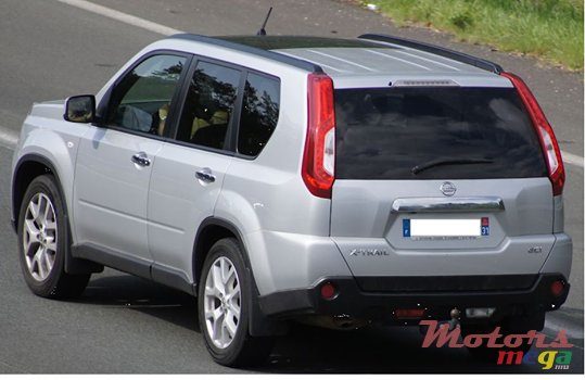 2008' Nissan X-Trail photo #1