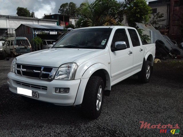 2005' Isuzu KB 3.0 photo #2