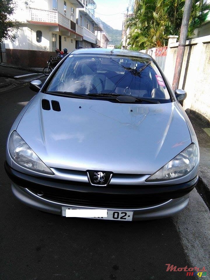 2002' Peugeot 206 photo #1