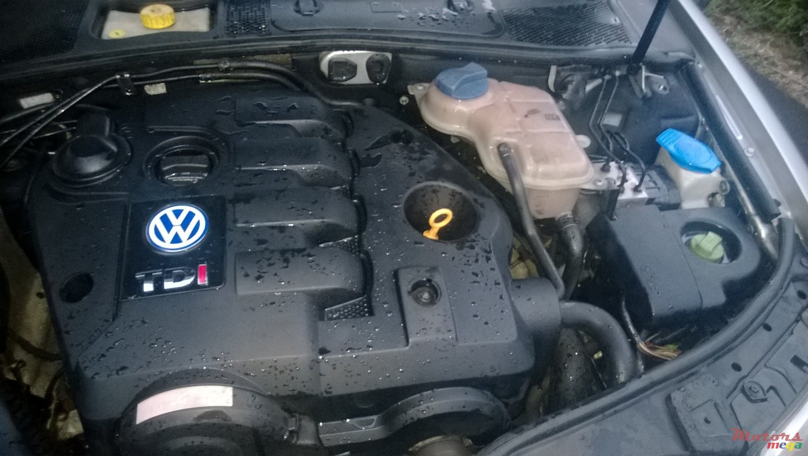 2003' Volkswagen Passat photo #6