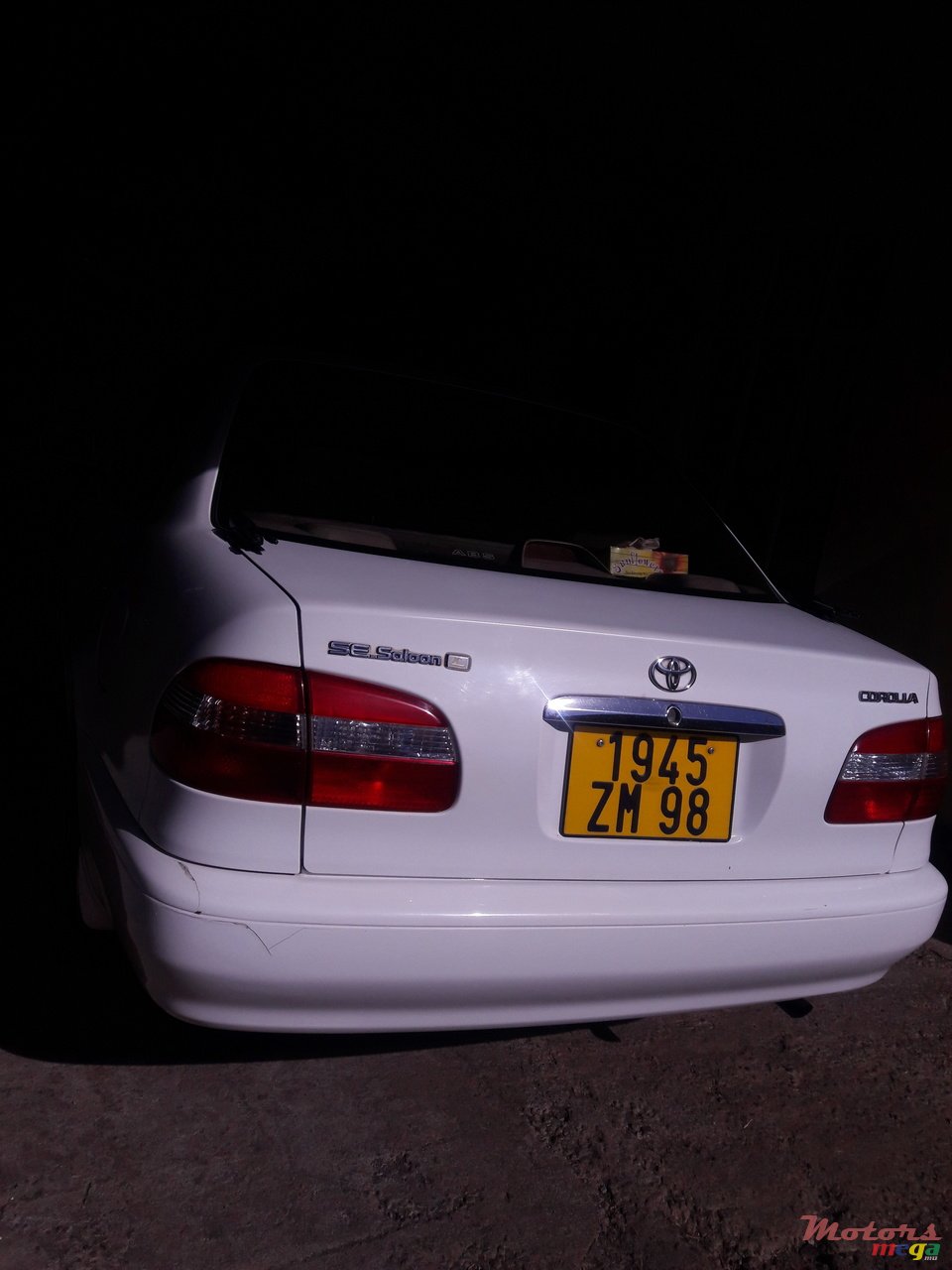 1998' Toyota Corolla Se Saloon L photo #1