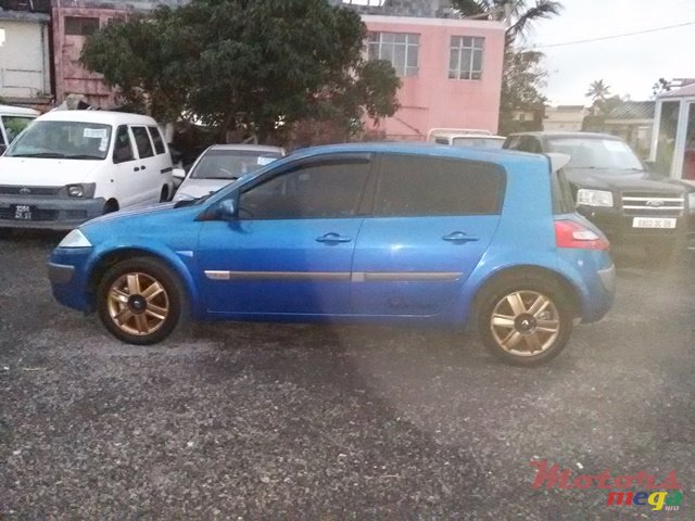 2005' Renault Megane photo #4