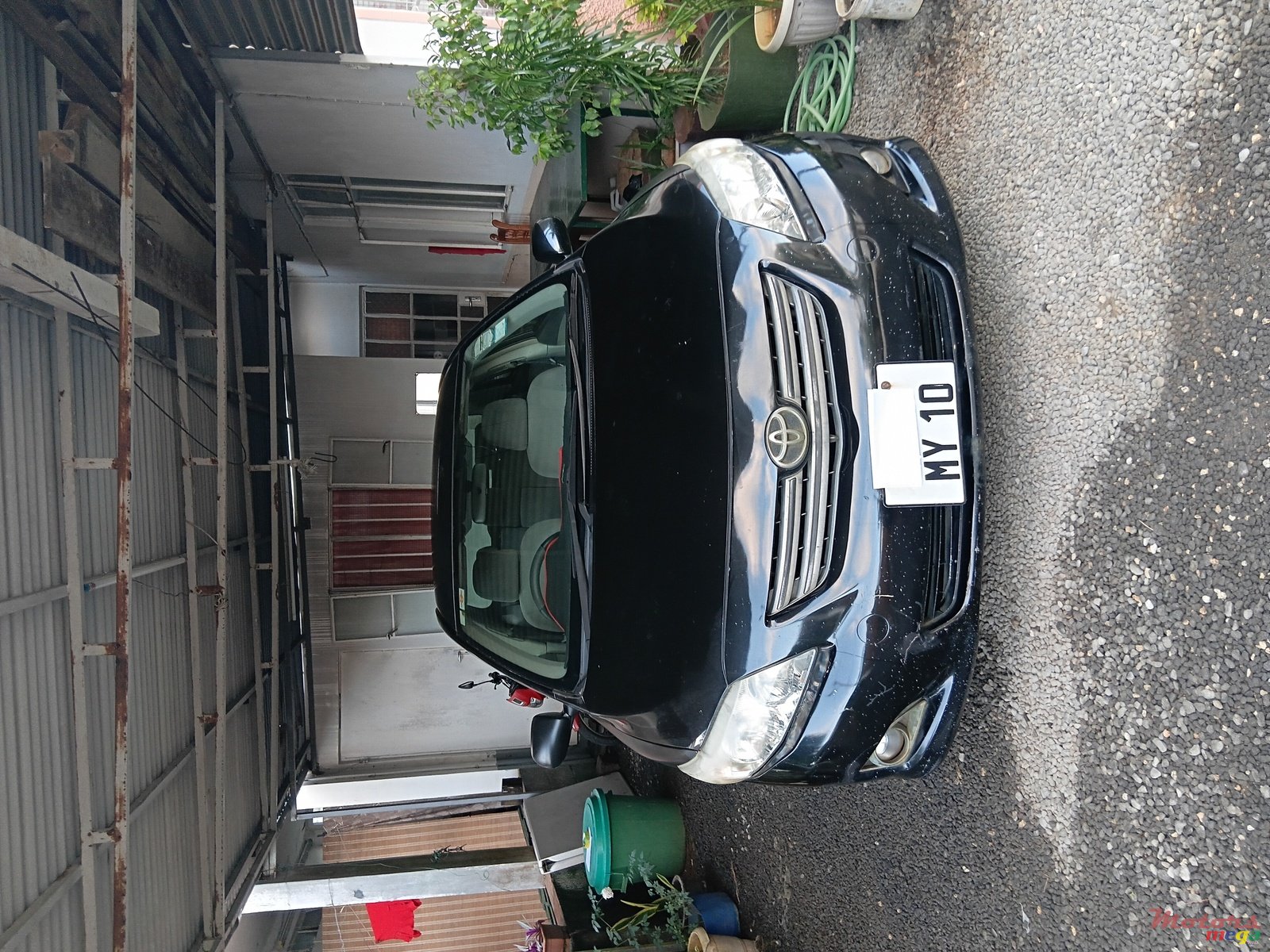 2010' Toyota Corolla photo #1