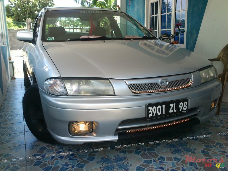 1998' Mazda 323 photo #1