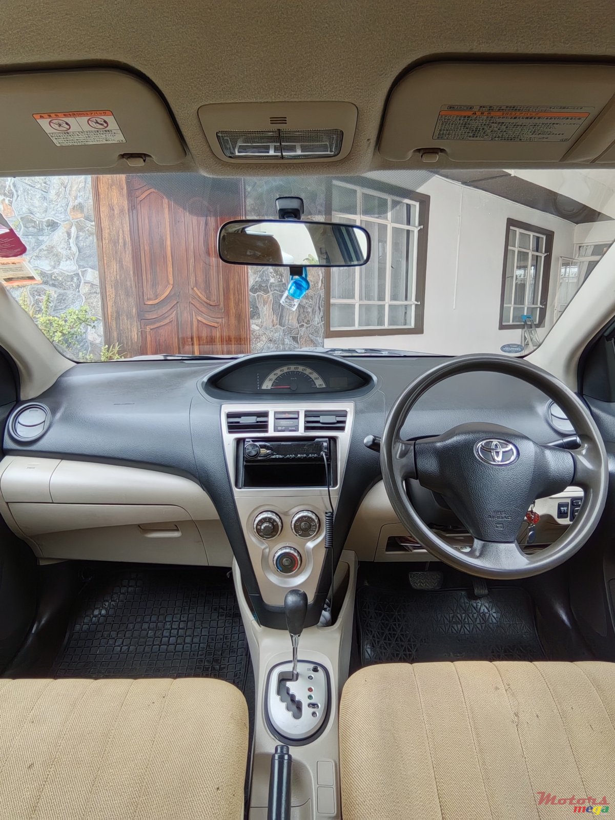 2006' Toyota Belta photo #6