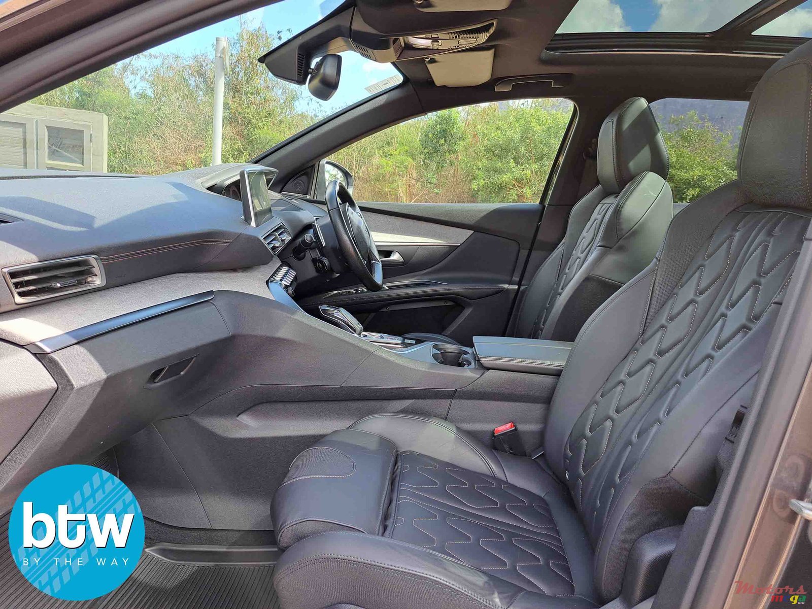 2017' Peugeot 3008 photo #4