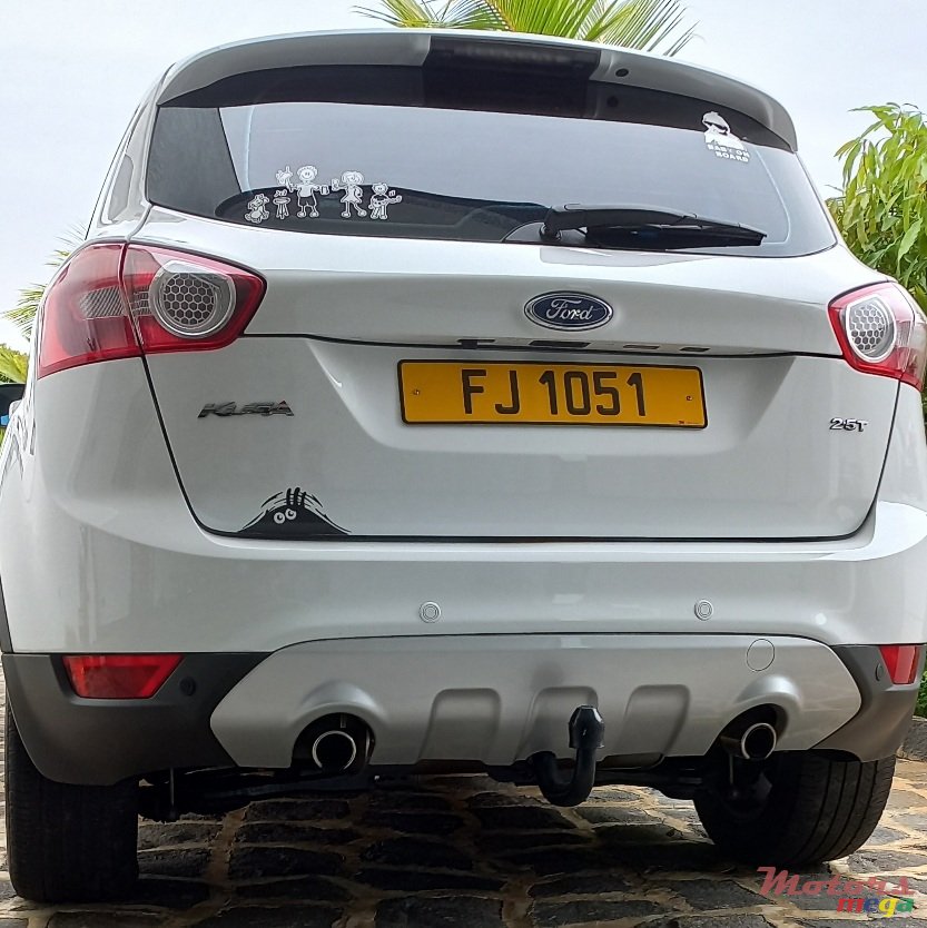 2010' Ford Kuga photo #5