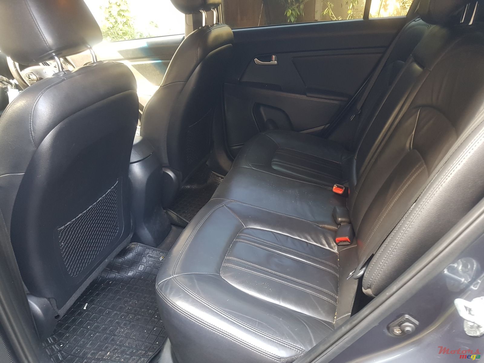 2011' Kia Sportage photo #1