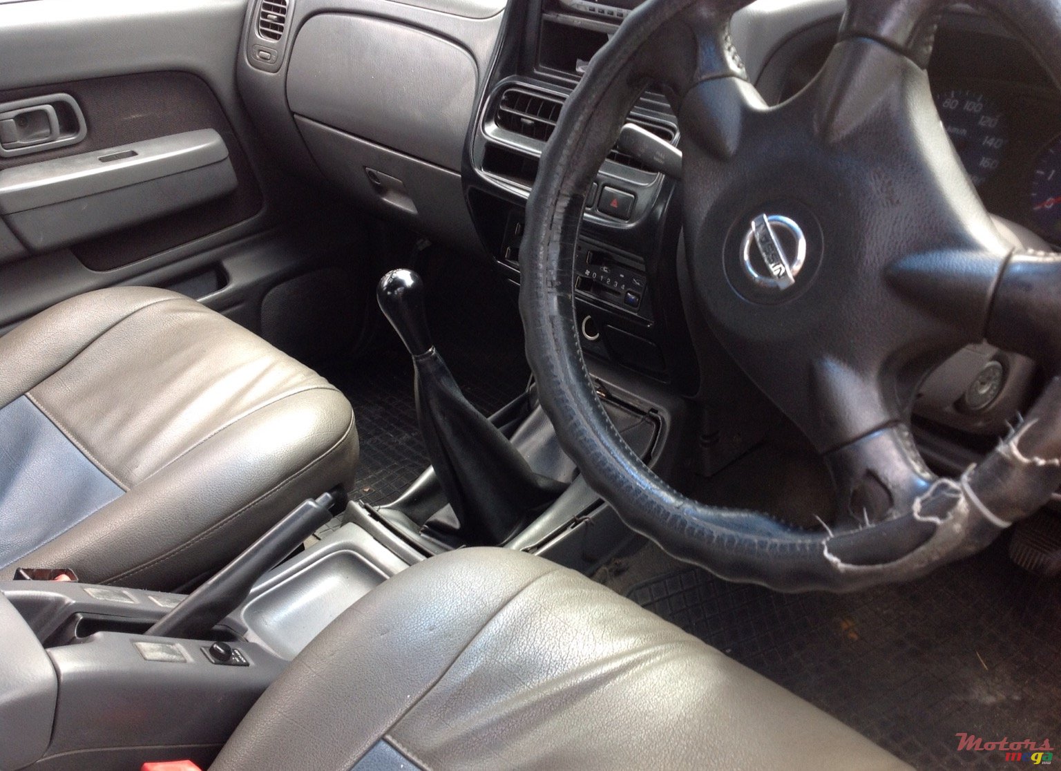 2003' Nissan Pickup photo #4