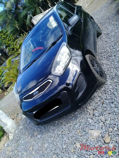 2011' Kia Picanto photo #2