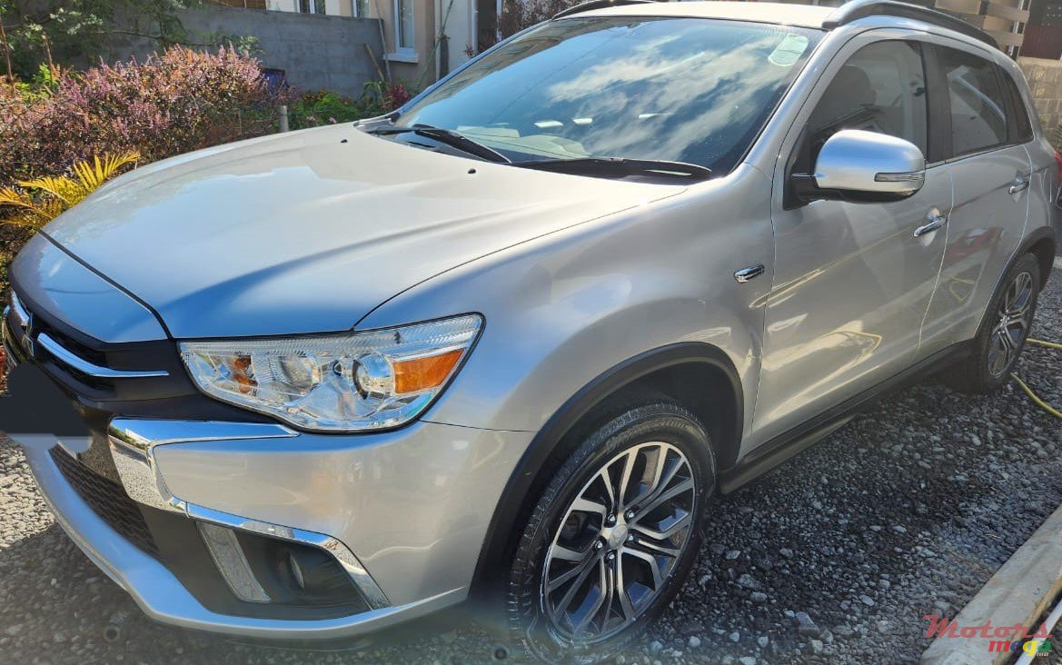 2020' Mitsubishi ASX photo #5