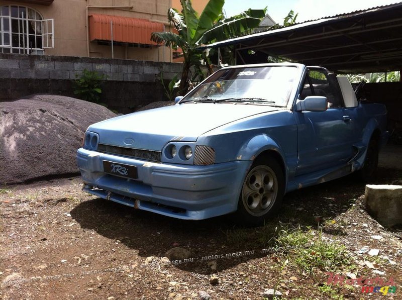 1990' Ford Escort no photo #1