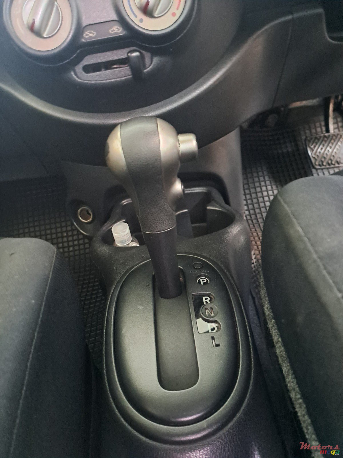 2013' Nissan March photo #3